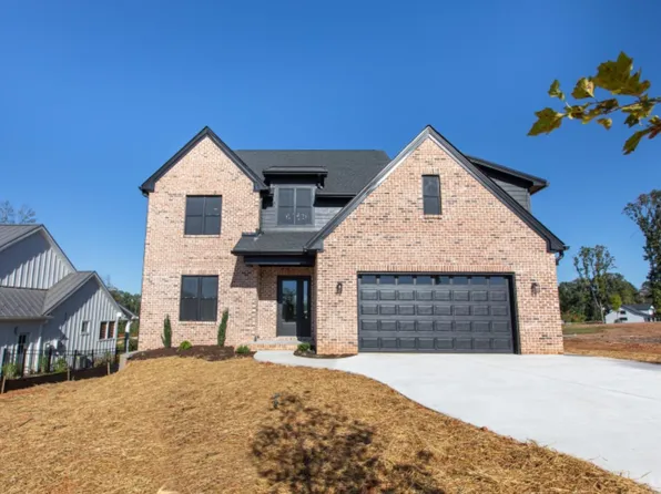 909 Elmwood Ave, Lynchburg, VA 24503