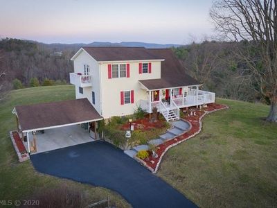 2569 Riner Rd, Christiansburg, VA, 24073