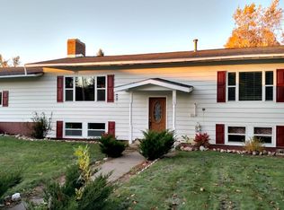 930 Olympic St, Kingsford, MI 49802