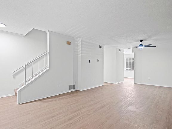 3rd image of 508 Peabody Sq #508