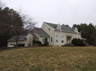 4320 Carrington Rd, Markham, VA 22643