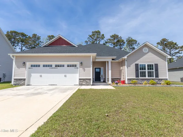 208 Lookout Lane, Sneads Ferry, NC 28460