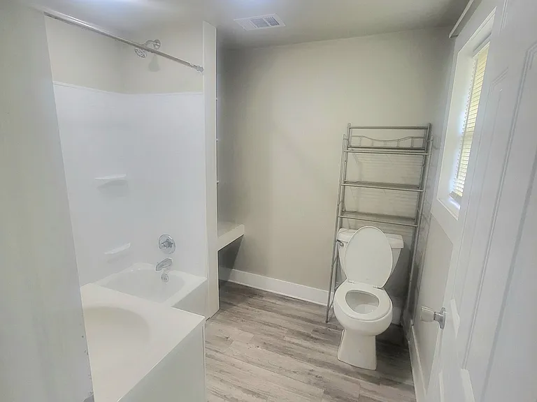 623 S 23rd St — Photo 11