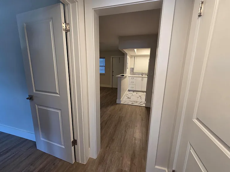 5630 NE 18th Ave #204 — Photo 11