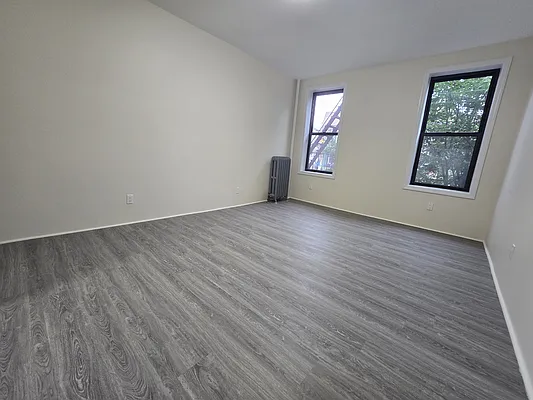 Rented by Voro Purple LLC | media 4