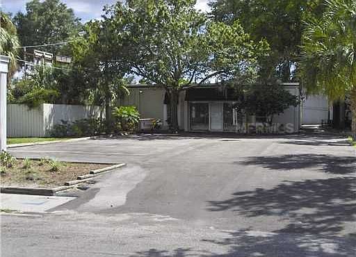 2nd image of 3018 W Horatio St