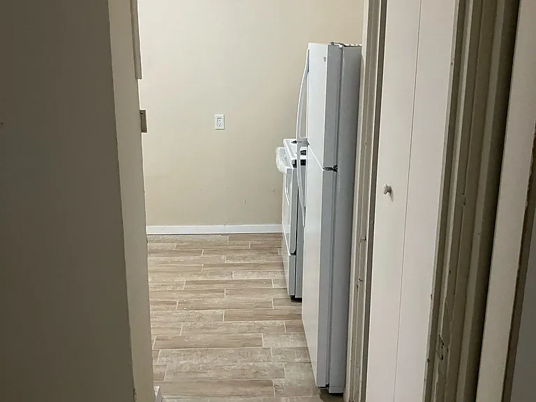 521 Hall St #1 — Photo 19