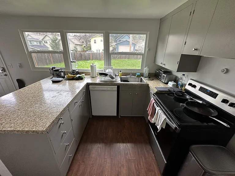 1595 Orchard St — Photo 5
