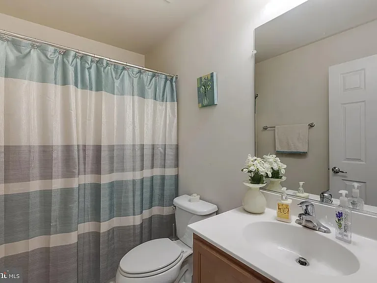 43545 White Cap Ter — Photo 12