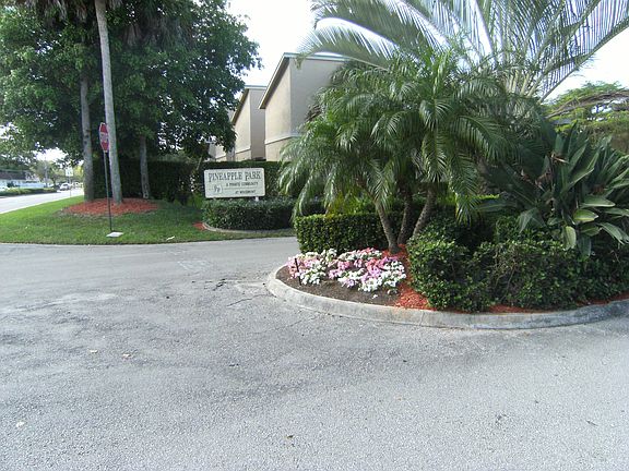 3rd image of 8129 NW 71st Ct