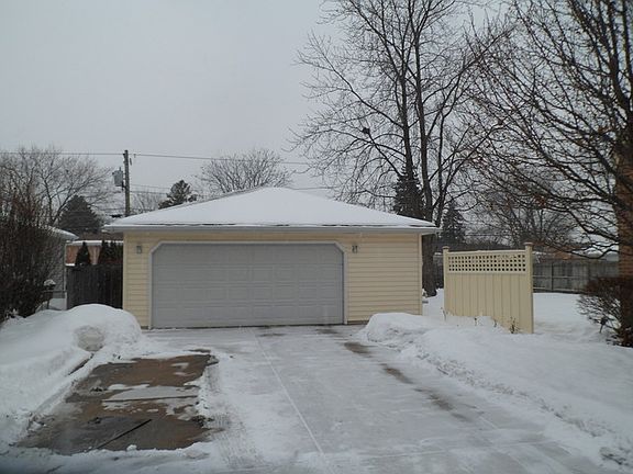 3rd image of 8112 Laramie Ave