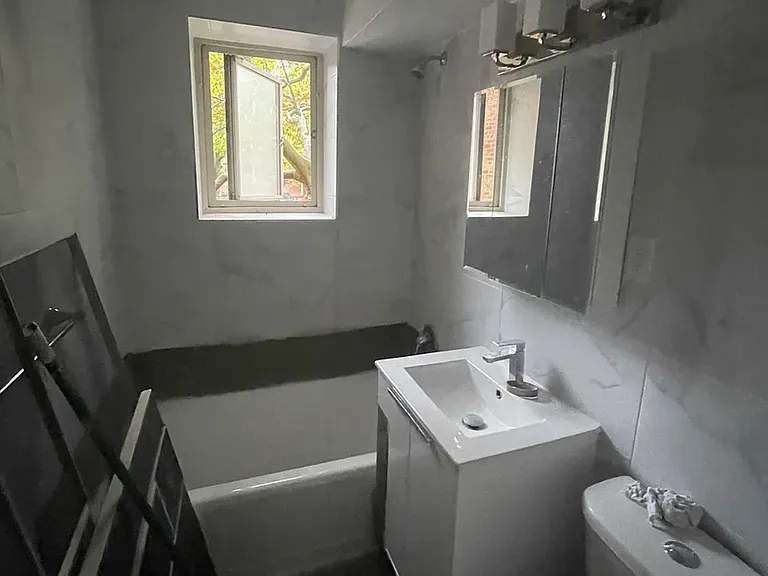 73-72 197th St #1B — Photo 7