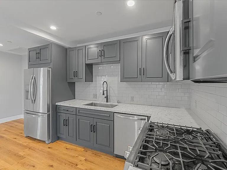 1182 West Blvd #C — Photo 5