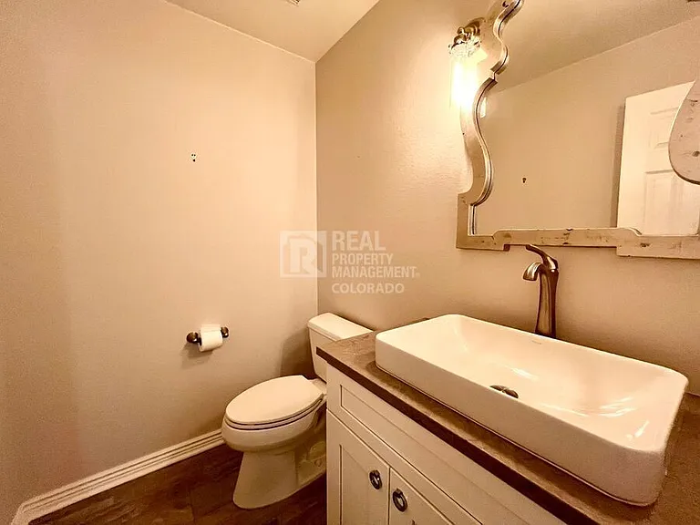 45 Jackson St #C — Photo 8