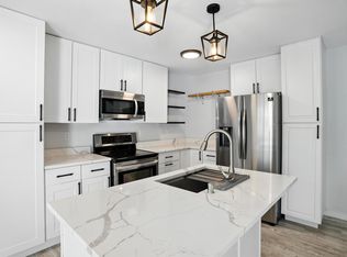 3296 Hill Ridge Dr #58, Saint Paul, MN 55121