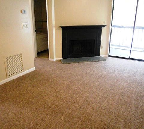 2nd image of 3585 Sable Palm Ln Unit E