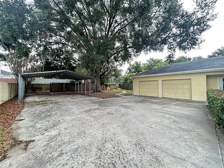 1241 N Lake Elbert Dr NE — Photo 20