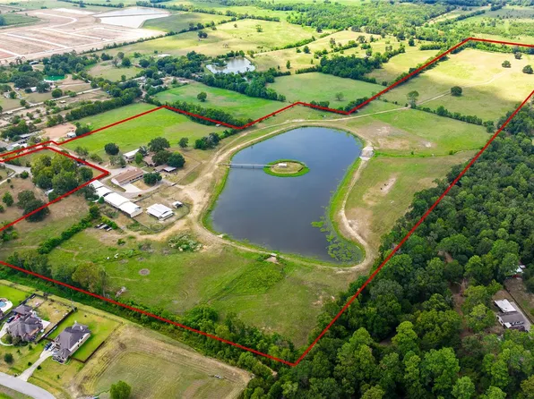 41115 Community Rd, Magnolia, TX 77354