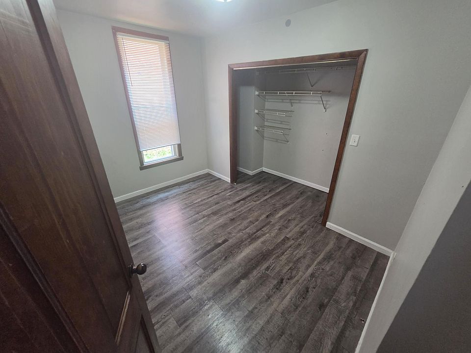 1st image of 423 N West St