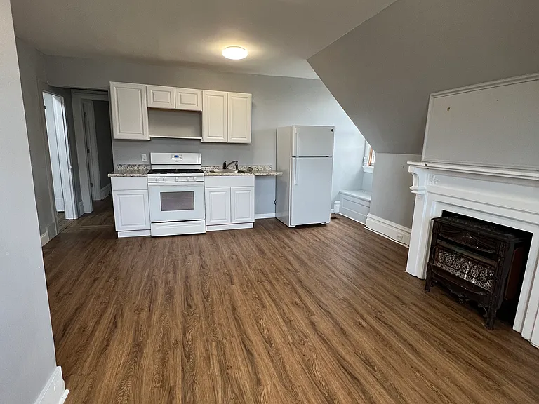 210 E End Ave #3A — Photo 15