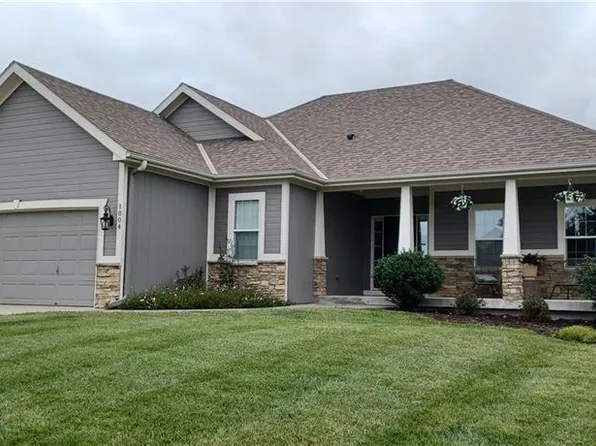 1004 NW 94th St, Kansas City, MO 64155