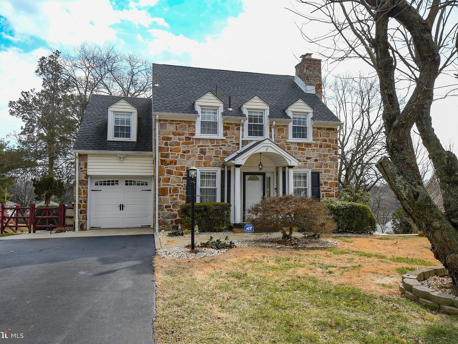 56 Burnside Ave, Norristown, PA 19403 Zillow