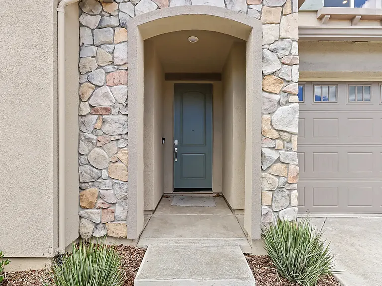 4292 Crescent Way — Photo 52