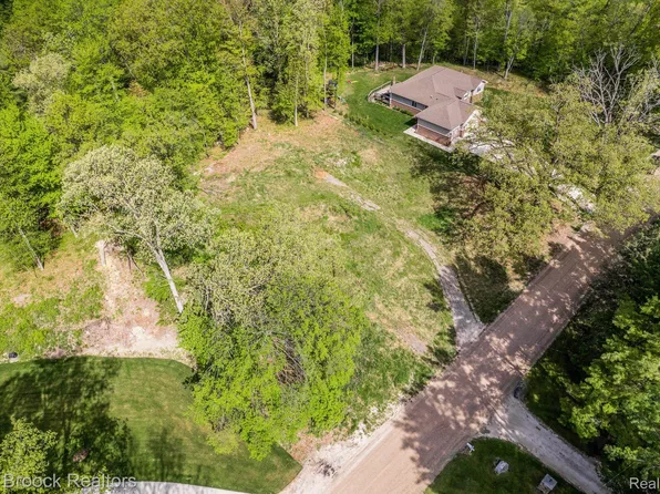 70171 Eldred Rd, Bruce, MI 48065