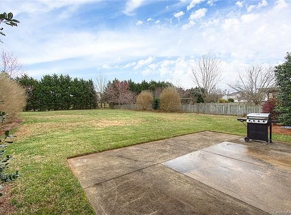4th image of 4822 Sandtyn Dr