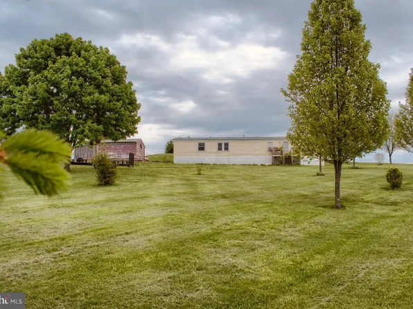 202 Thunderbird Rd, Stillwater, PA 17878
