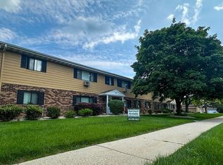Rivercrest Apts., West Bend, WI 53095