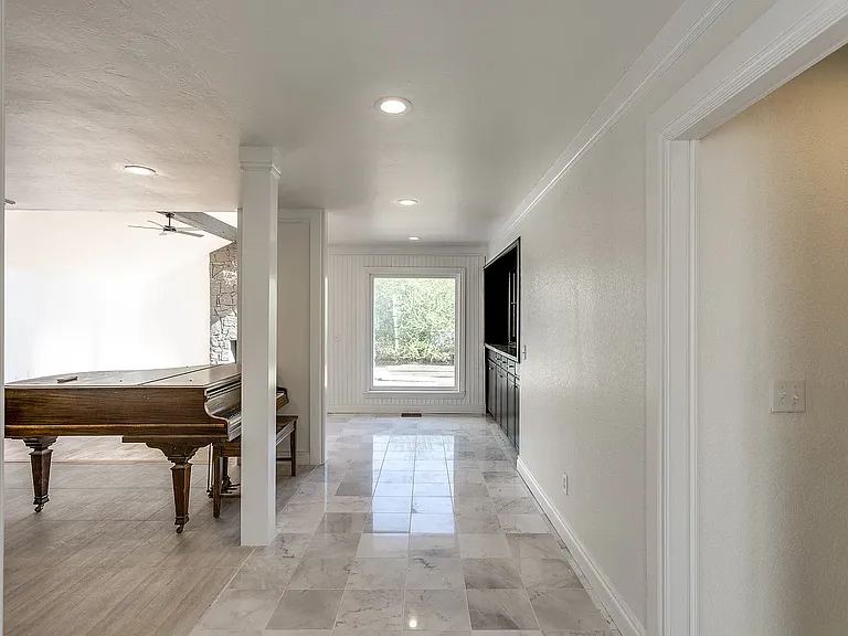 2213 Tredington Way — Photo 15