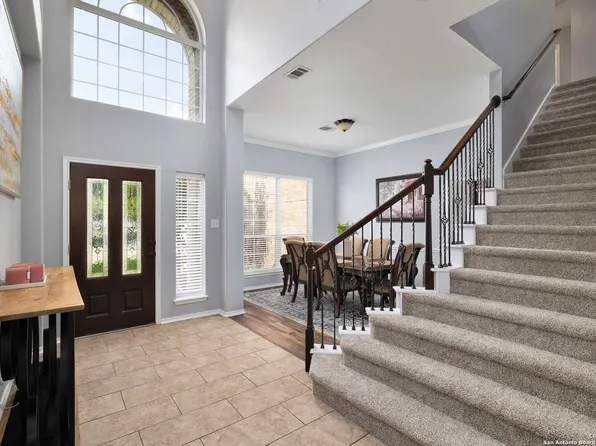 1002 Treaty Oak, San Antonio, TX 78258