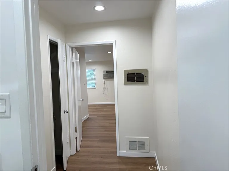 18657 Collins St #4 — Photo 11
