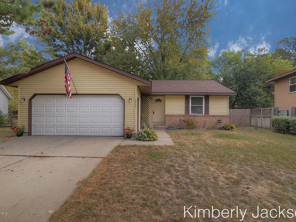 1st image of 4630 Flying Eagle Dr SE