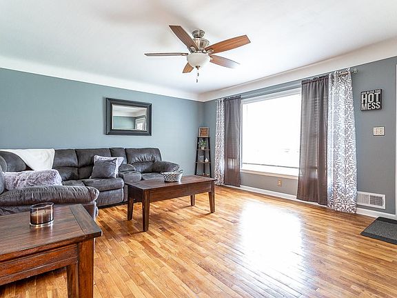 5th image of 2602 S Saint Anthony St