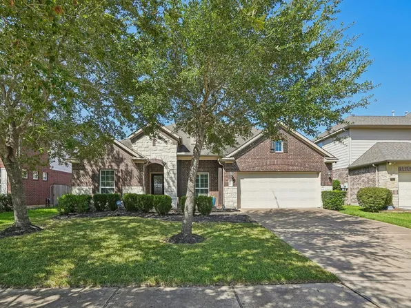 8002 Riverine Terrace Dr, Richmond, TX 77406