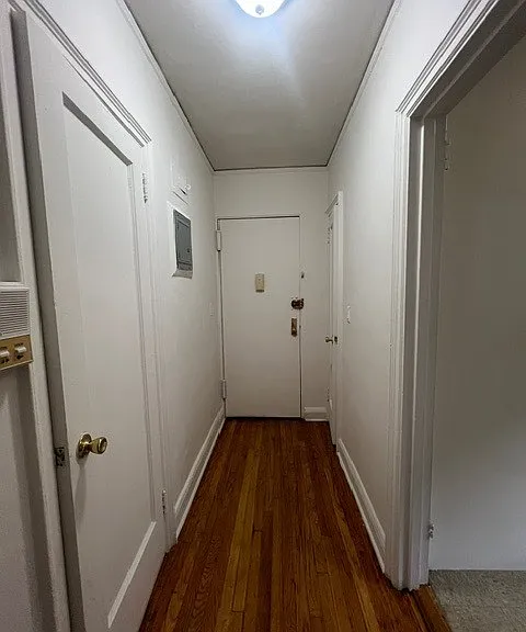 625 Gramatan Ave #3T — Photo 2