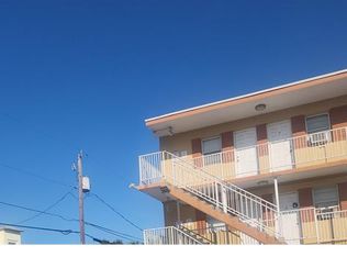 1501 NW 1st Pl APT 7, Miami, FL 33136