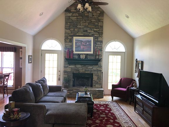 Open floorplan living room