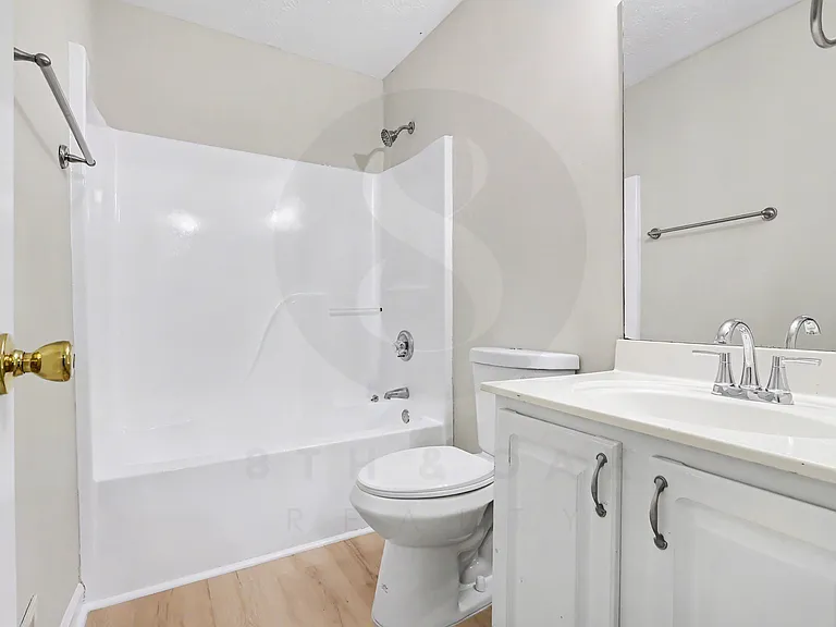 1090 Winter Park Ln — Photo 27