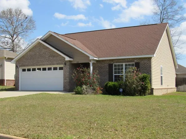 114 Sagewood Ln, Enterprise, AL 36330