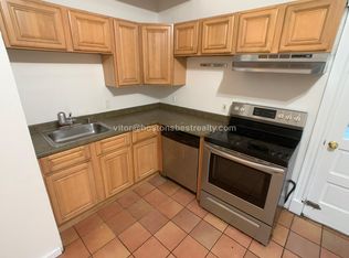 15 Colliston Rd APT 12, Brighton, MA 02135