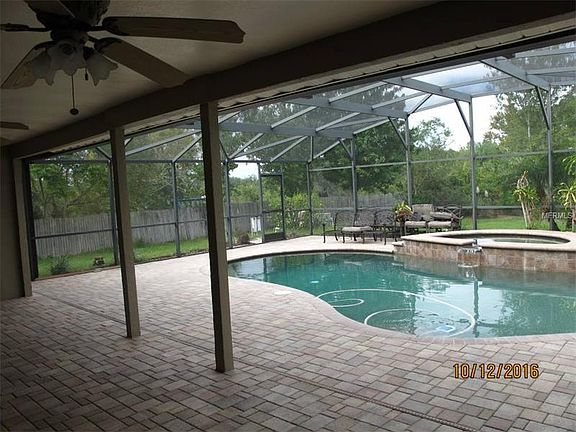 3rd image of 8843 Bay Villa Ct