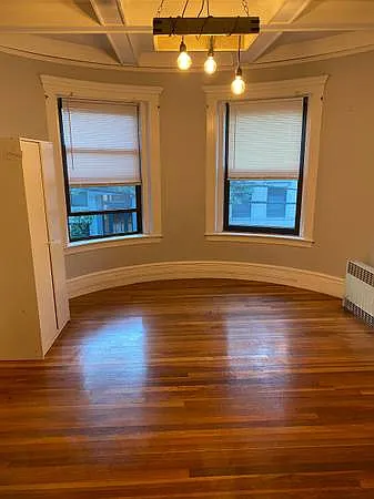 143 Fuller St — Photo 5