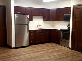 501 Alan Dr APT 103, Mount Horeb, WI 53572