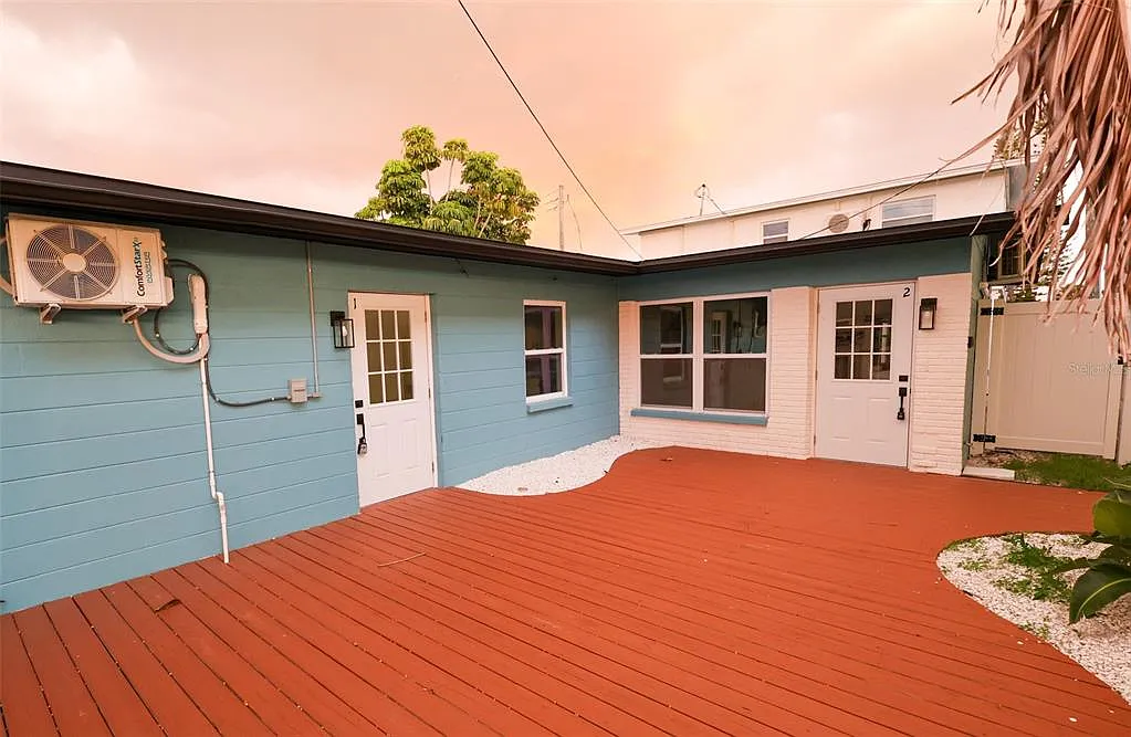 14906 N Bayshore Dr — Photo 3