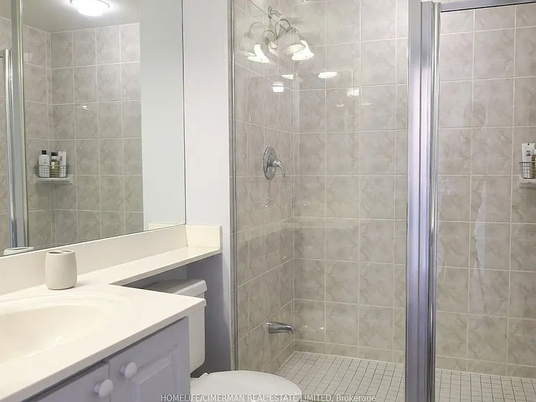 80 Harrison Garden Blvd #1819 — Photo 12