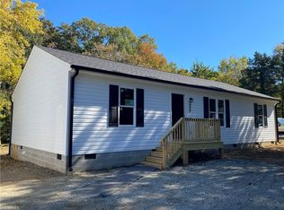 1925 Dixon Swimming Pool Rd, Burlington, NC 27217