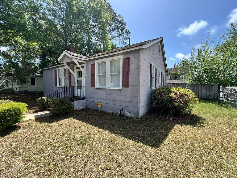 2201 Mississippi Ave — Photo 3